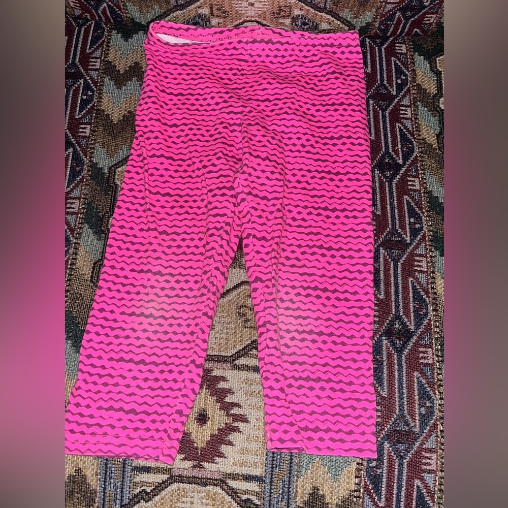 Size 6/7 old navy girls capri leggings